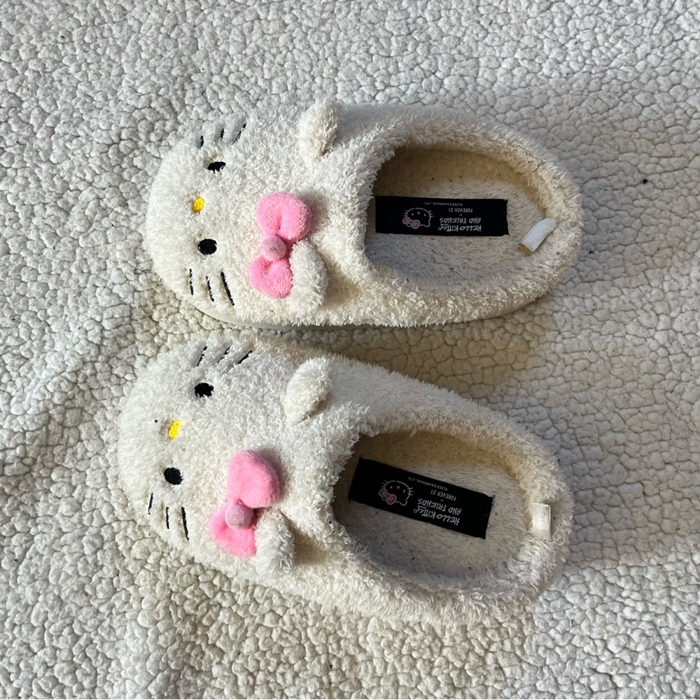 Hello Kitty and Friends X Forever 21 slippers